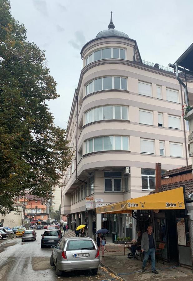 Zara Apartman Krusevac - Centar Apartment Exterior foto
